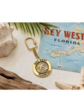 Vintage Key West Florida Palm Tree Gold Tone Souvenir Spinner Keychain
